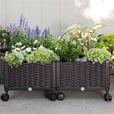 rectangular planter box on wheels